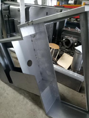 专业制造与建材供应 上海天释机箱五金钣金件加工厂的多元发展